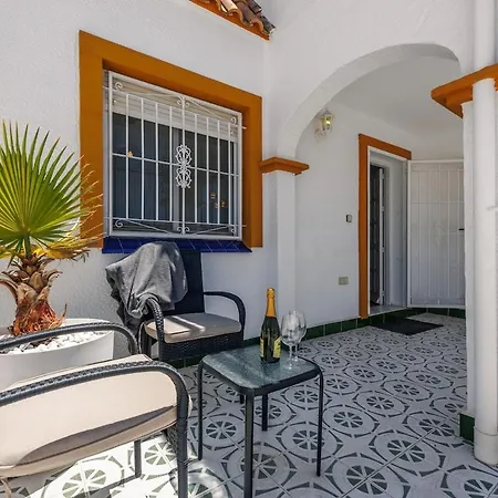 Sunny 3-bedroom House With Pool And Rooftop Terrace Holiday home